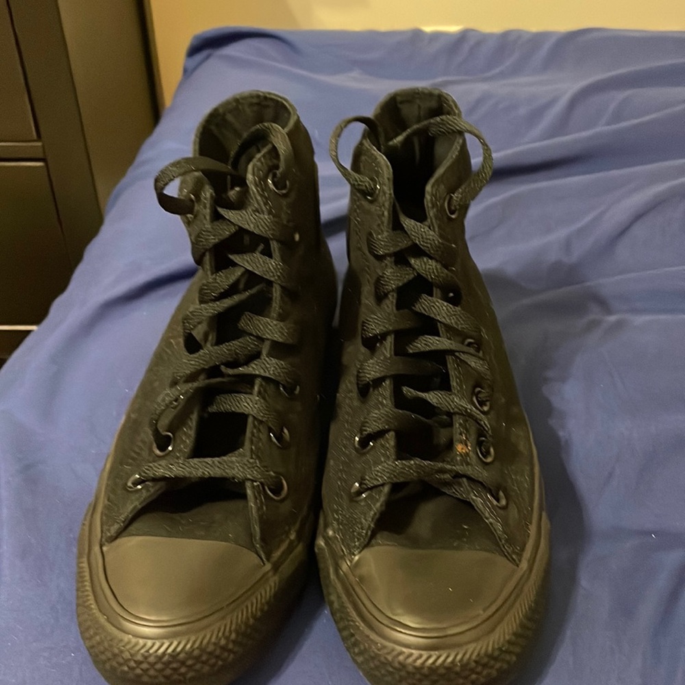 Black Converse